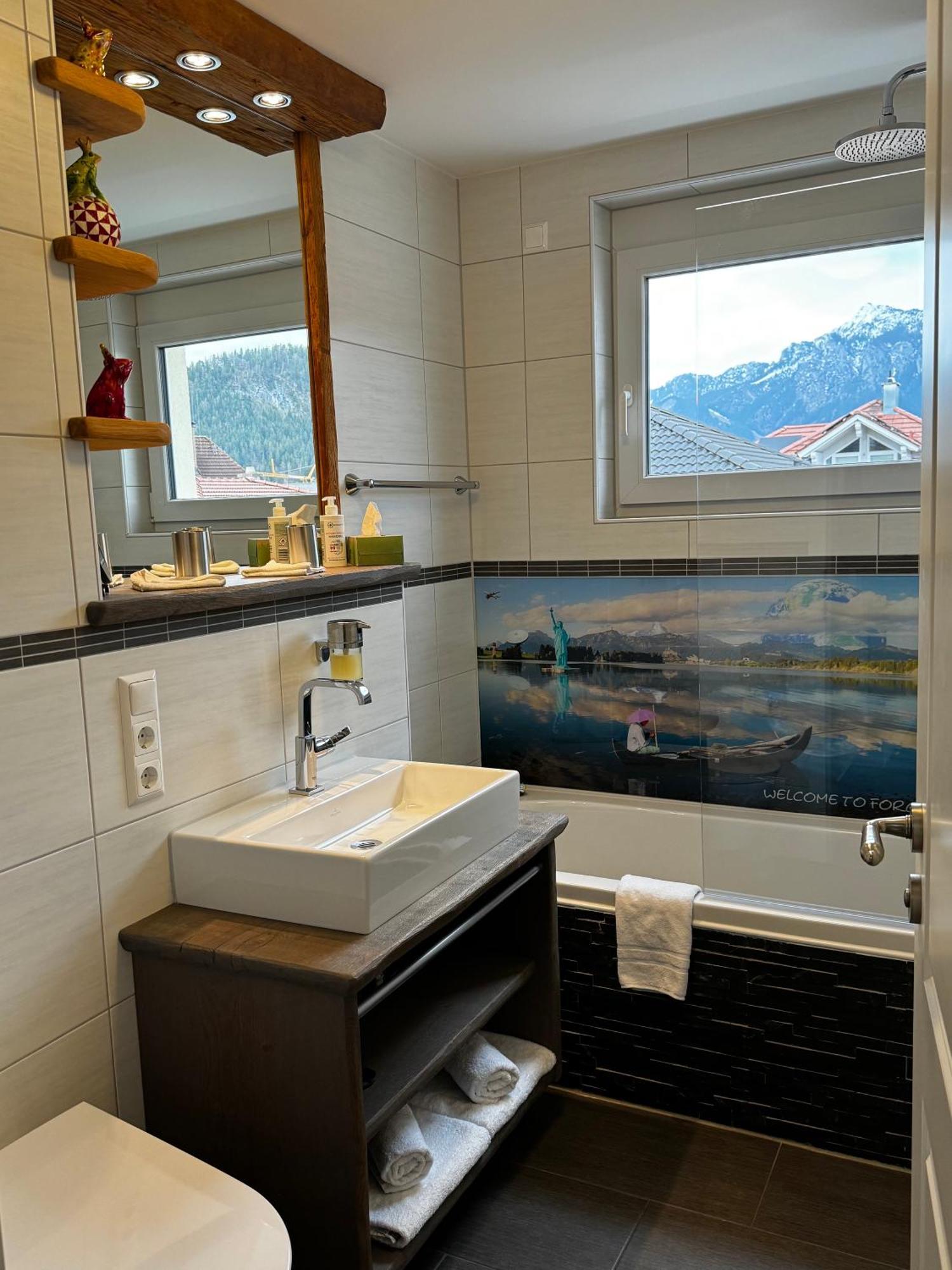 Ferienwohnung-Koenigsschloesser Füssen Екстериор снимка